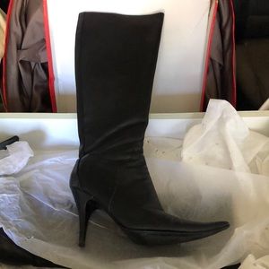 Guess Lexi-F black leather boots Size 7